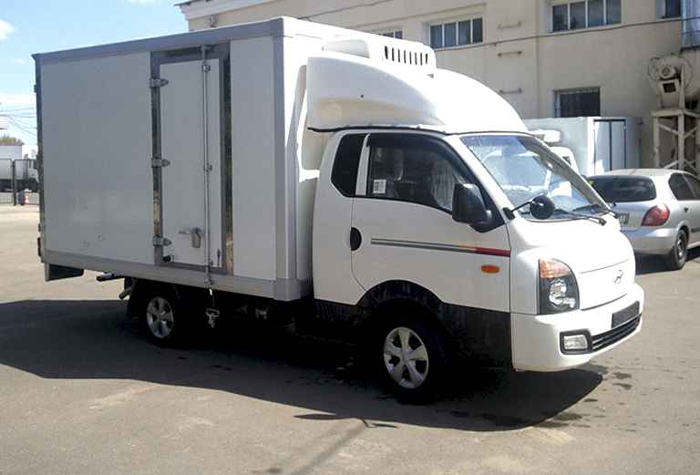 Заказать грузовой автомобиль для доставки вещей : Сумки, коробки,мебель из Хабаровска в Комсомольск-на-Амуре